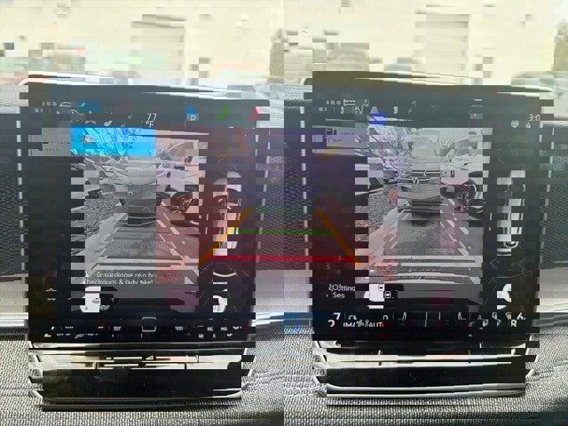 Used 2025 Volkswagen Tiguan S image 24