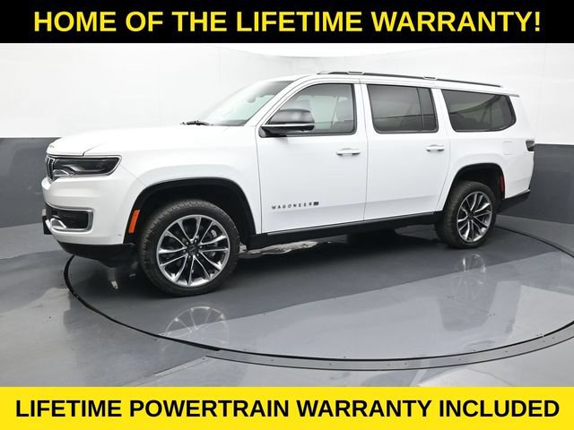 Used 2023 Jeep Wagoneer L Series III w/ Premium Group I AWD/4WD image 2