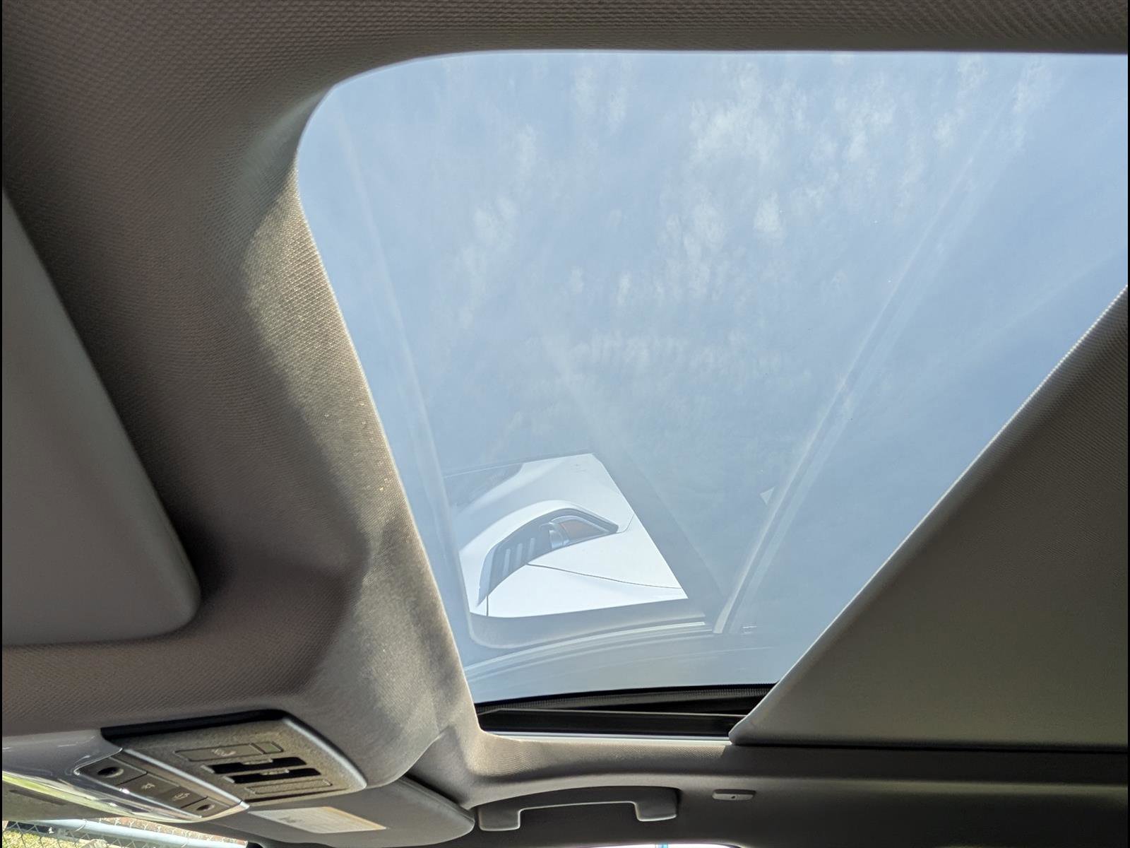 Used 2025 Nissan Rogue Platinum w/ Platinum Premium Package image 12