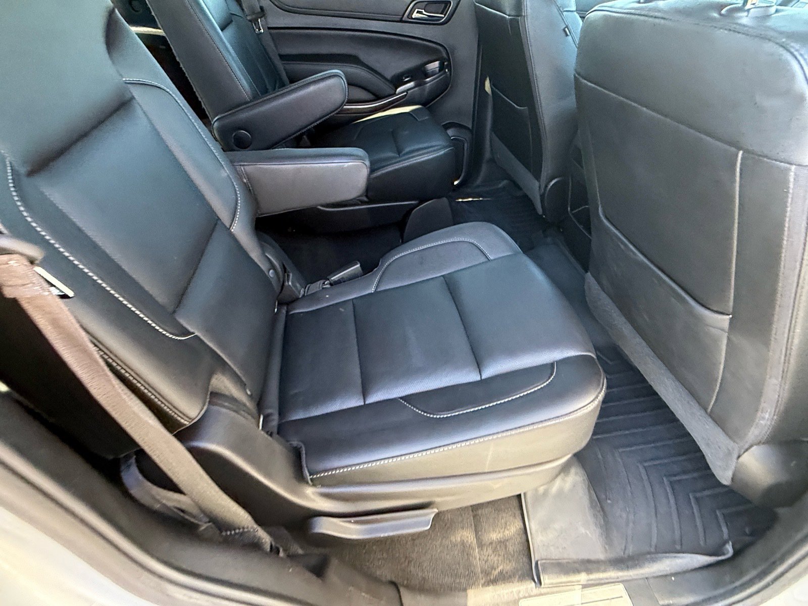 Used 2018 GMC Yukon SLT w/ Open Road Package image 13