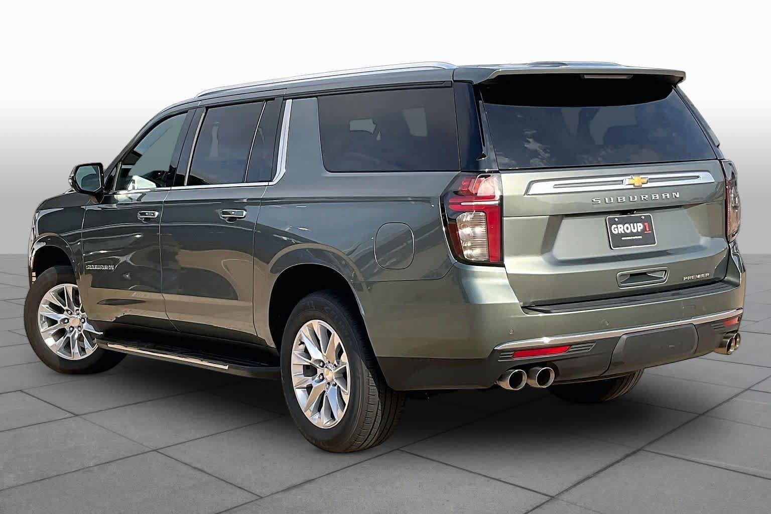 Used 2023 Chevrolet Suburban Premier RWD image 12