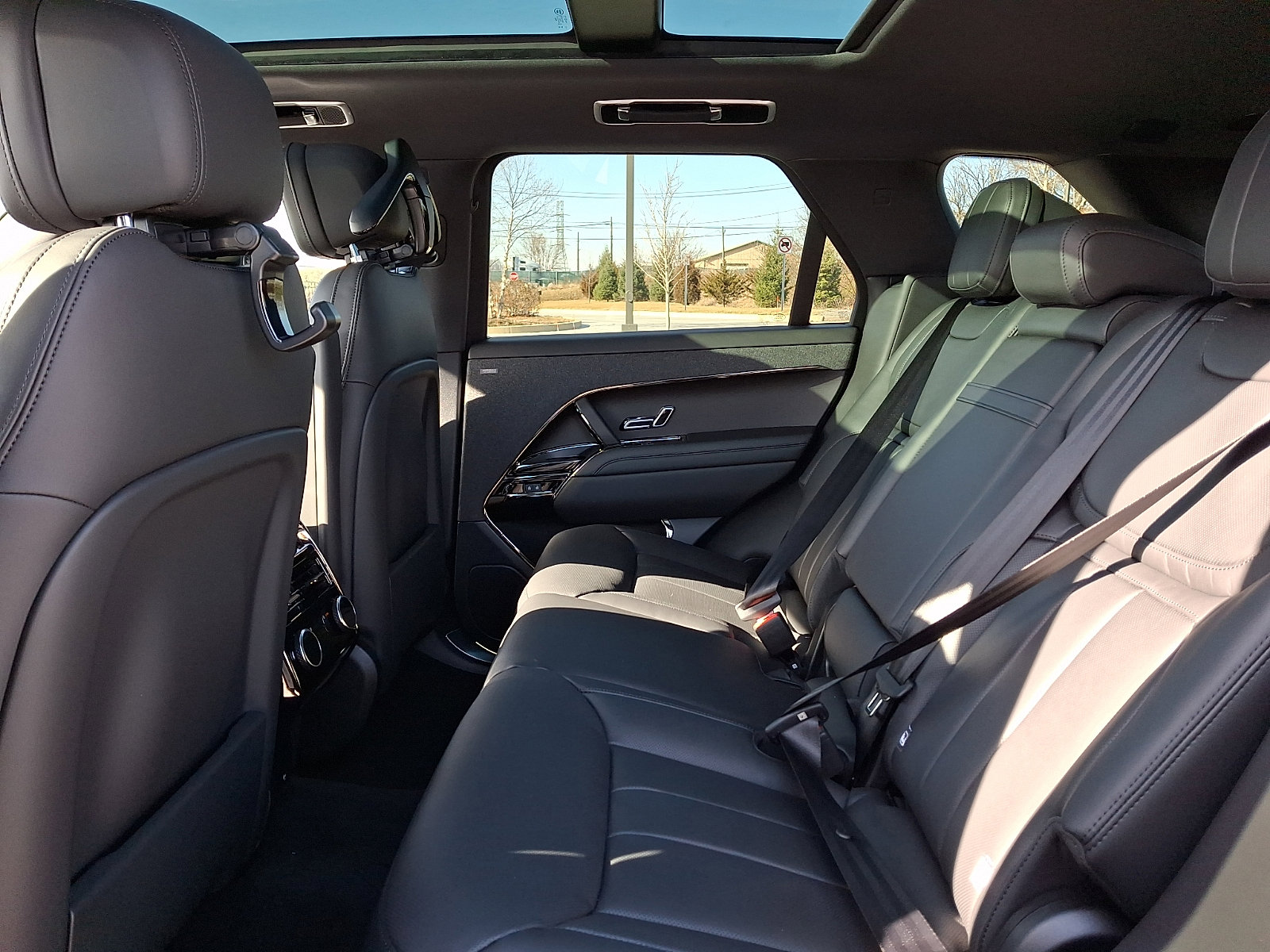 New 2026 Land Rover Range Rover Sport SE image 10