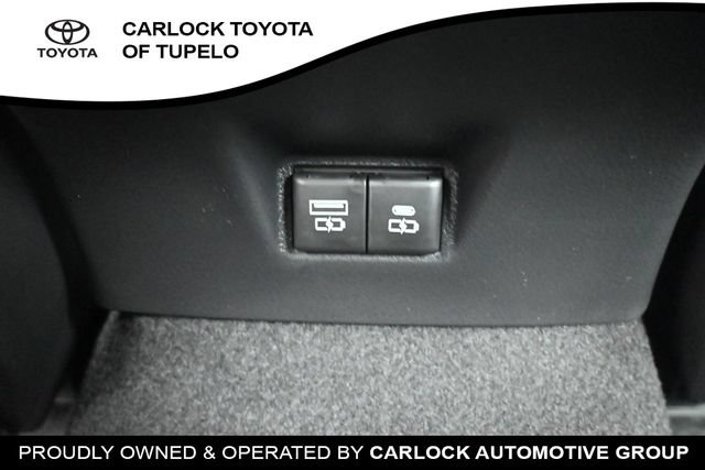 New 2026 Toyota Camry SE w/ Convenience Package FWD image 17