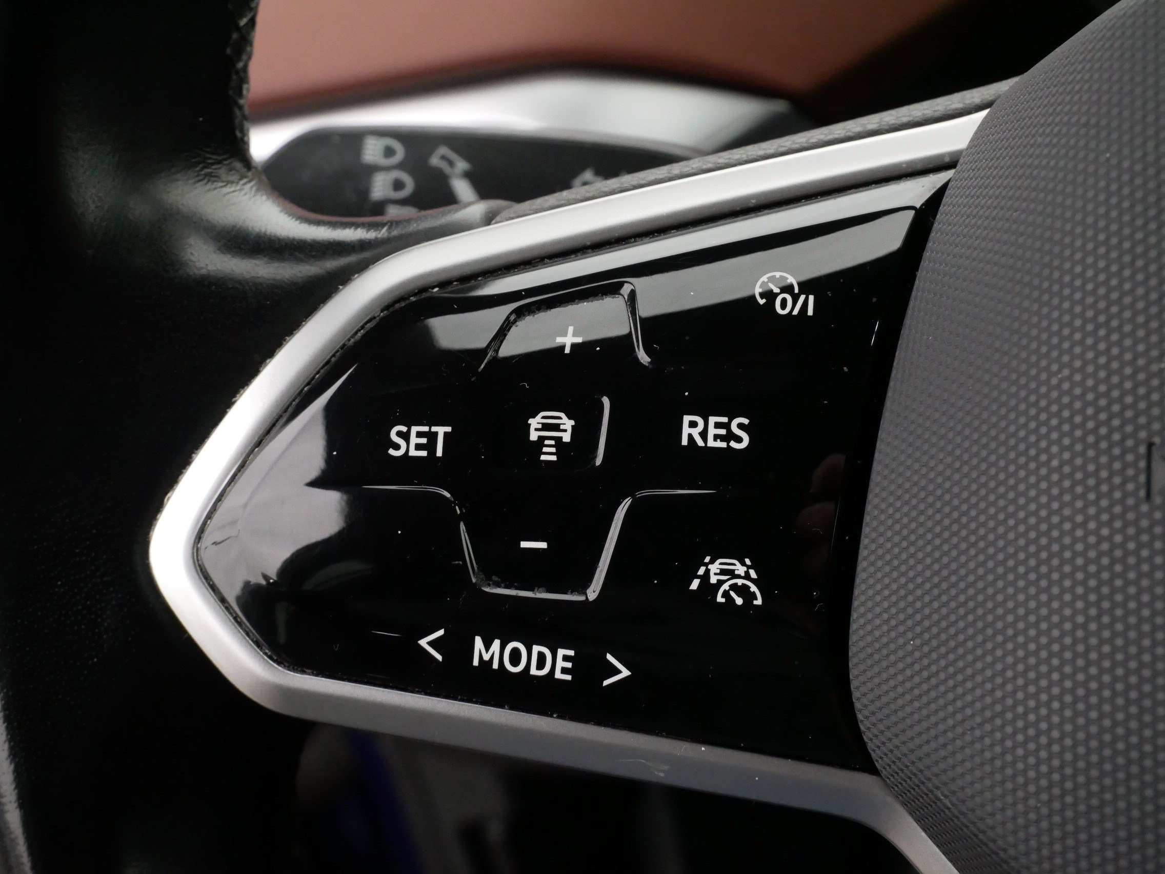 Certified 2022 Volkswagen ID.4 Pro S image 25