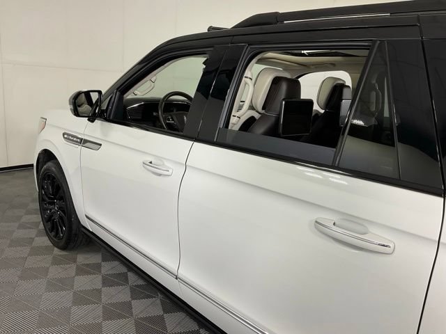 Used 2022 Lincoln Navigator L Black Label AWD/4WD image 35