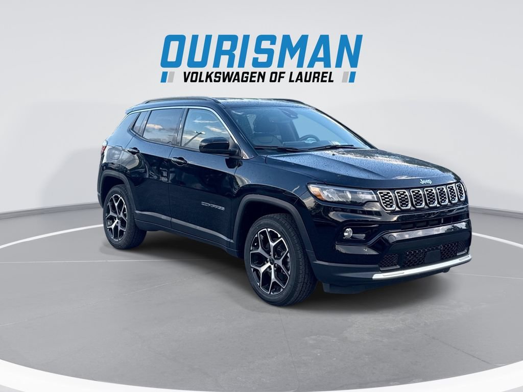Used 2025 Jeep Compass Limited AWD/4WD image 2