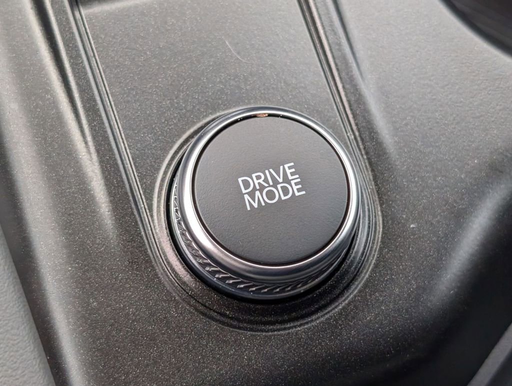 New 2025 Ford Explorer Active w/ Active Comfort Package image 36