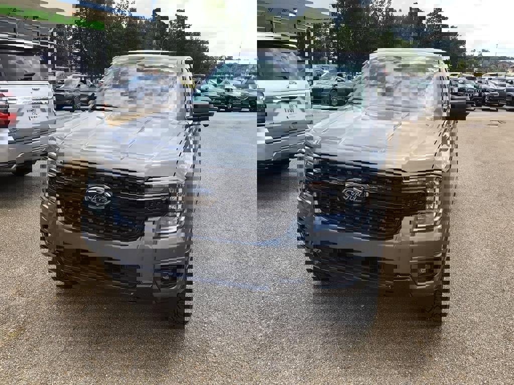 New 2025 Ford Ranger XLT w/ FX4 Off-Road Package image 2