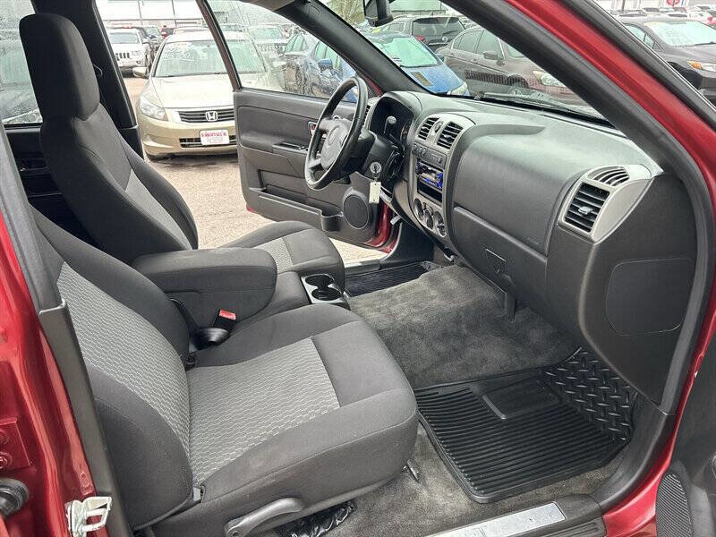 Used 2011 Chevrolet Colorado LT image 19