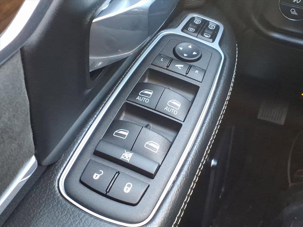 Used 2024 RAM 2500 Laramie image 11