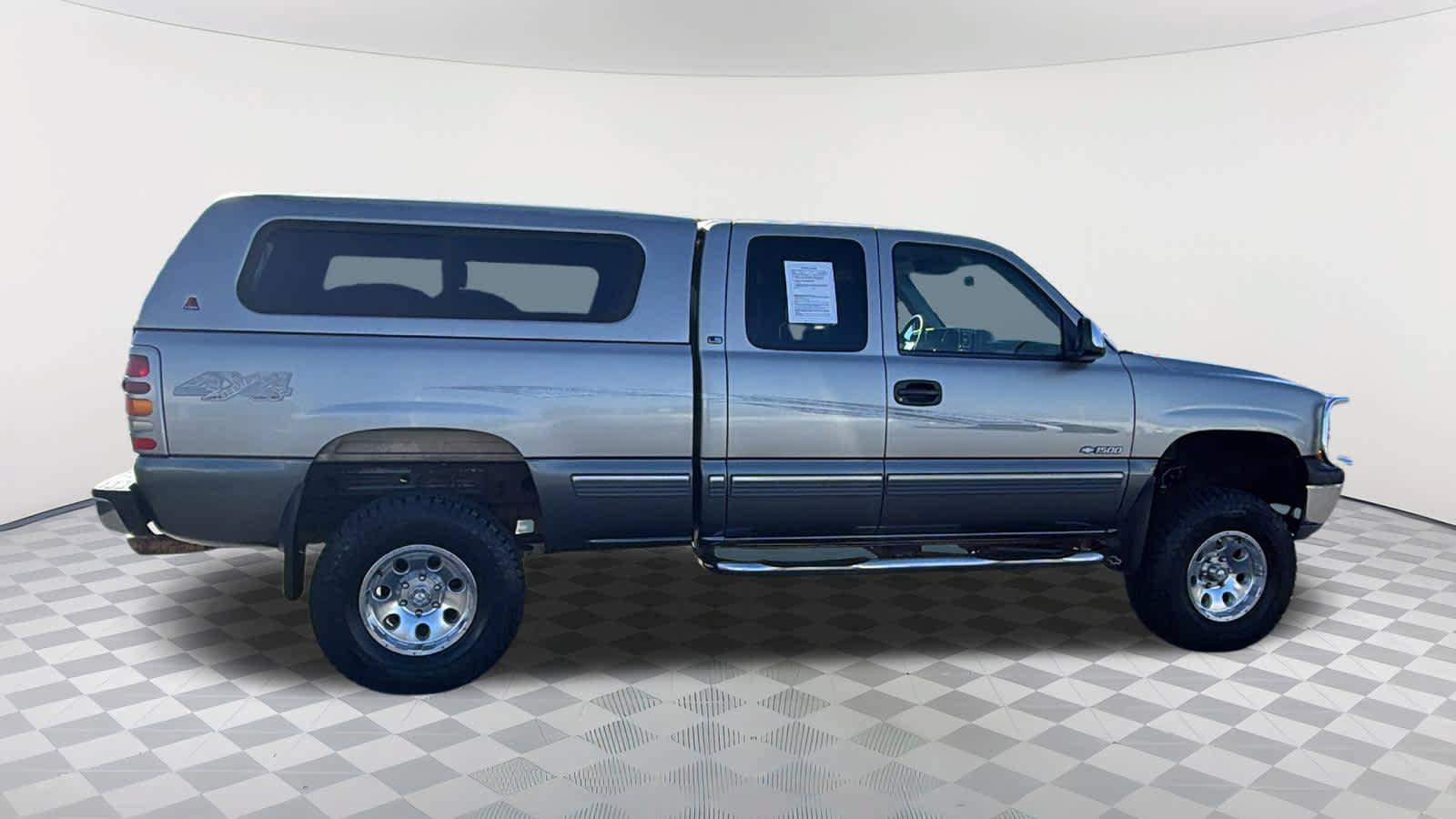 Used 2000 Chevrolet Silverado 1500 LS AWD/4WD image 4