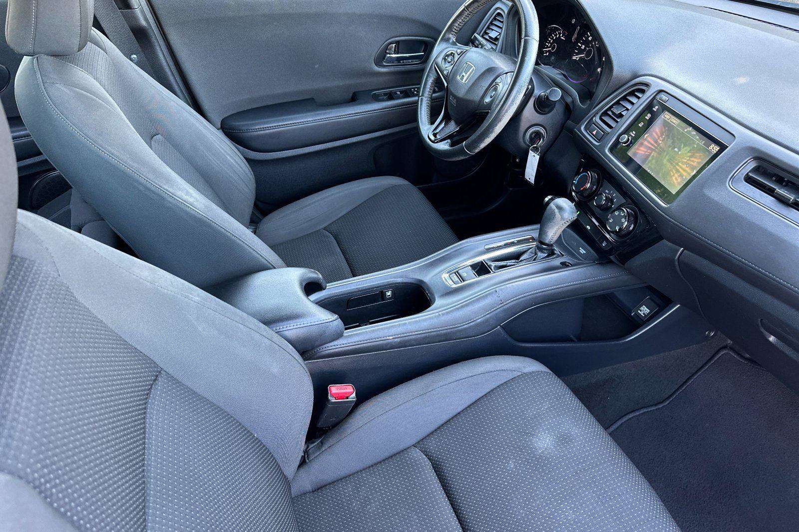Used 2020 Honda HR-V Sport image 17