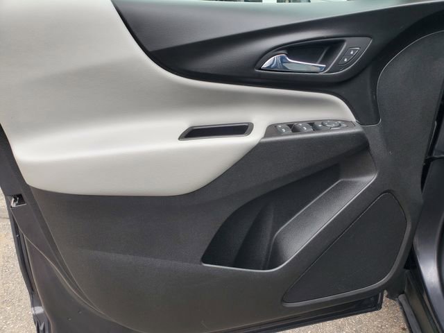 Used 2022 Chevrolet Equinox LS w/ LS Convenience Package image 13