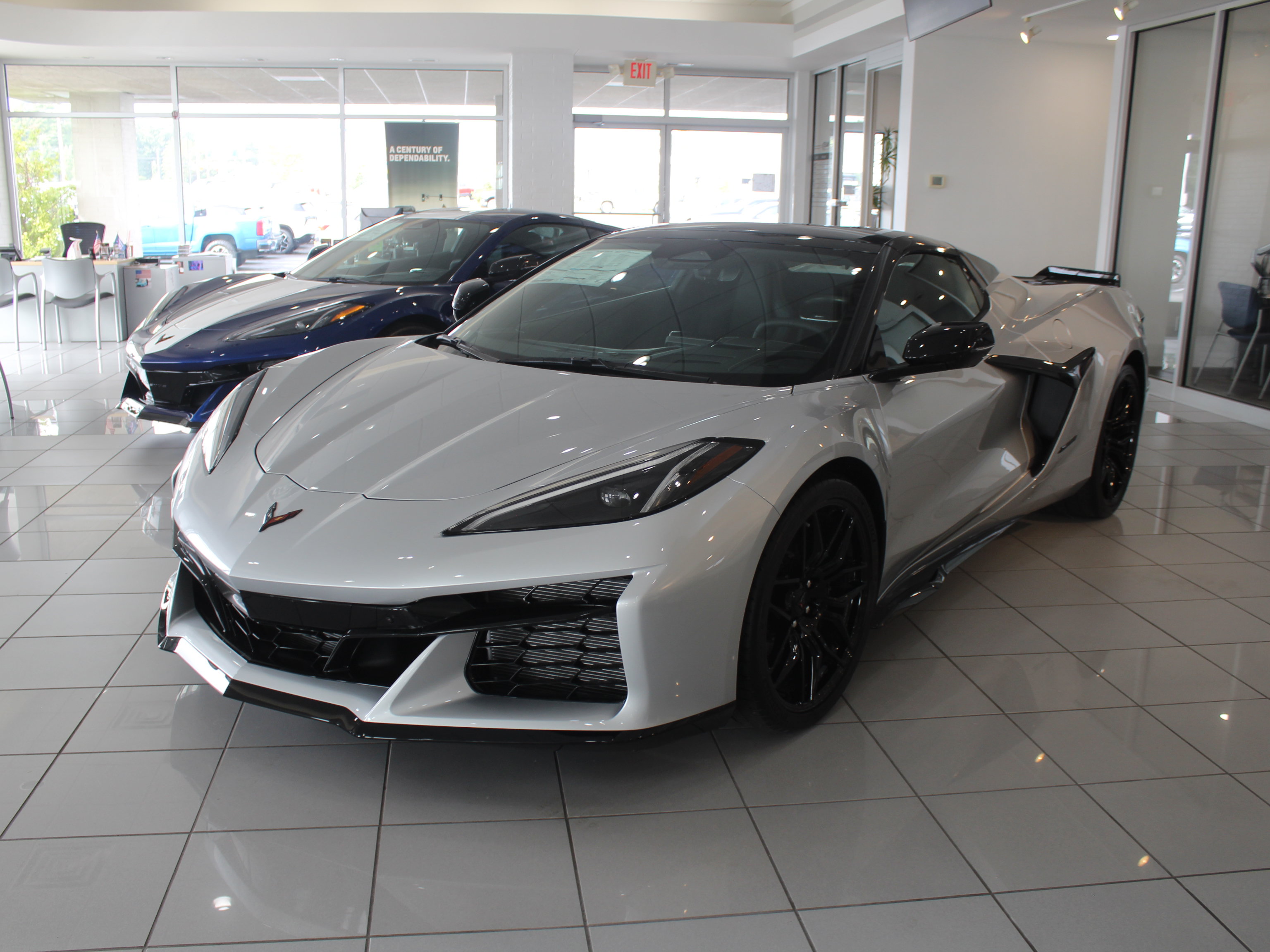 New 2027 Chevrolet Corvette Z06 w/ Stealth Interior Trim Package RWD image 11