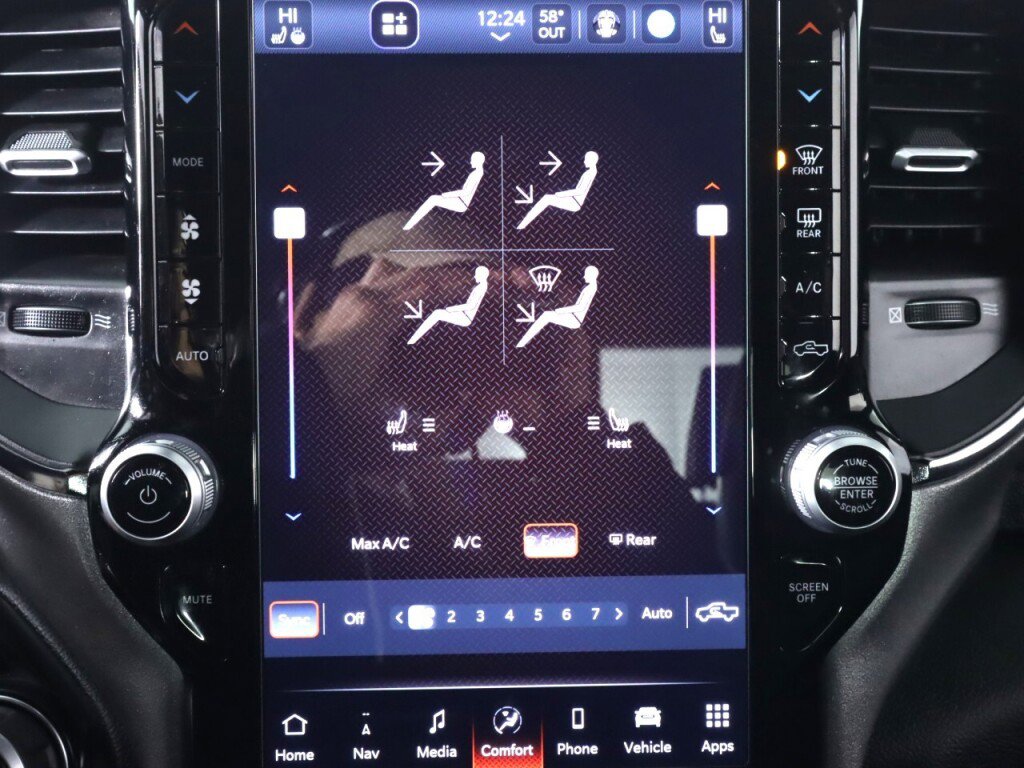 Used 2024 RAM 1500 Big Horn image 19