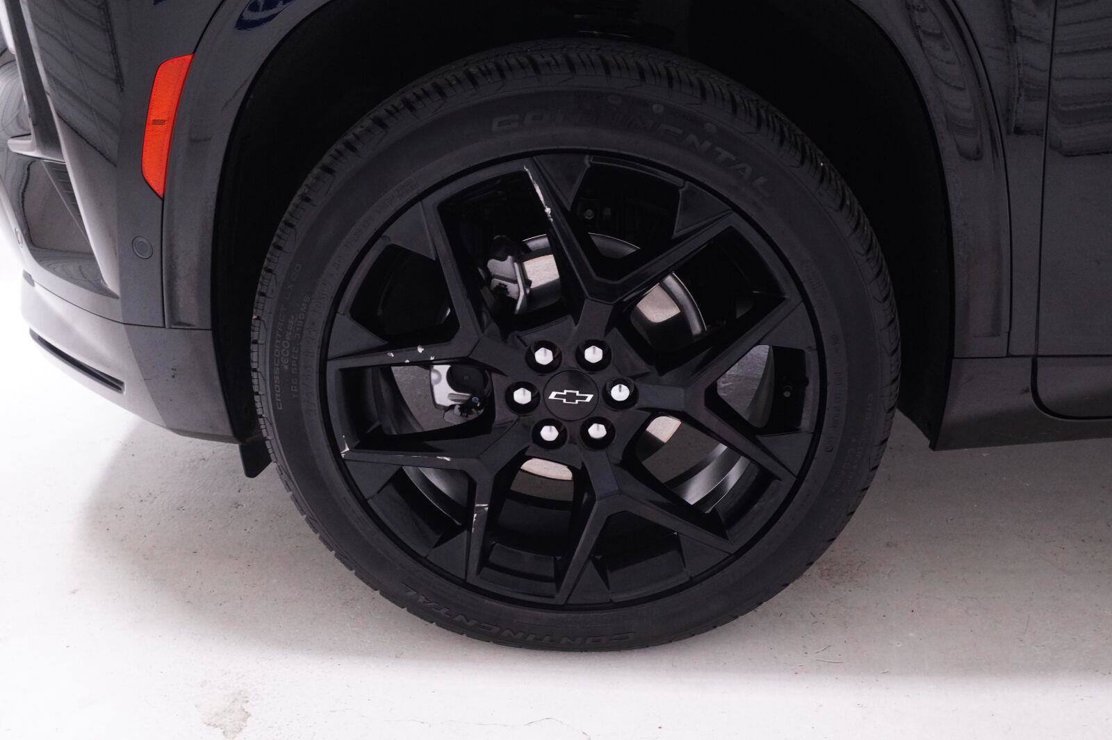Used 2026 Chevrolet Traverse RS FWD image 43