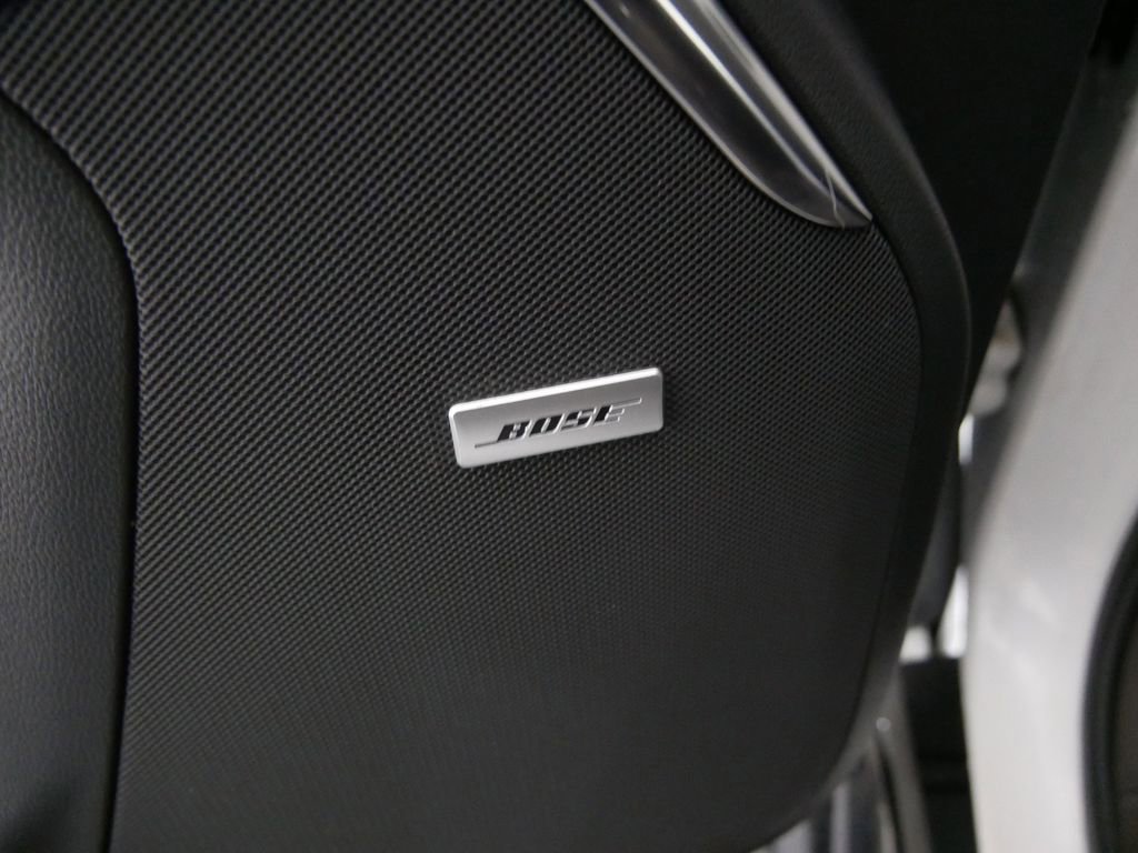 Used 2023 GMC Yukon XL Denali image 15