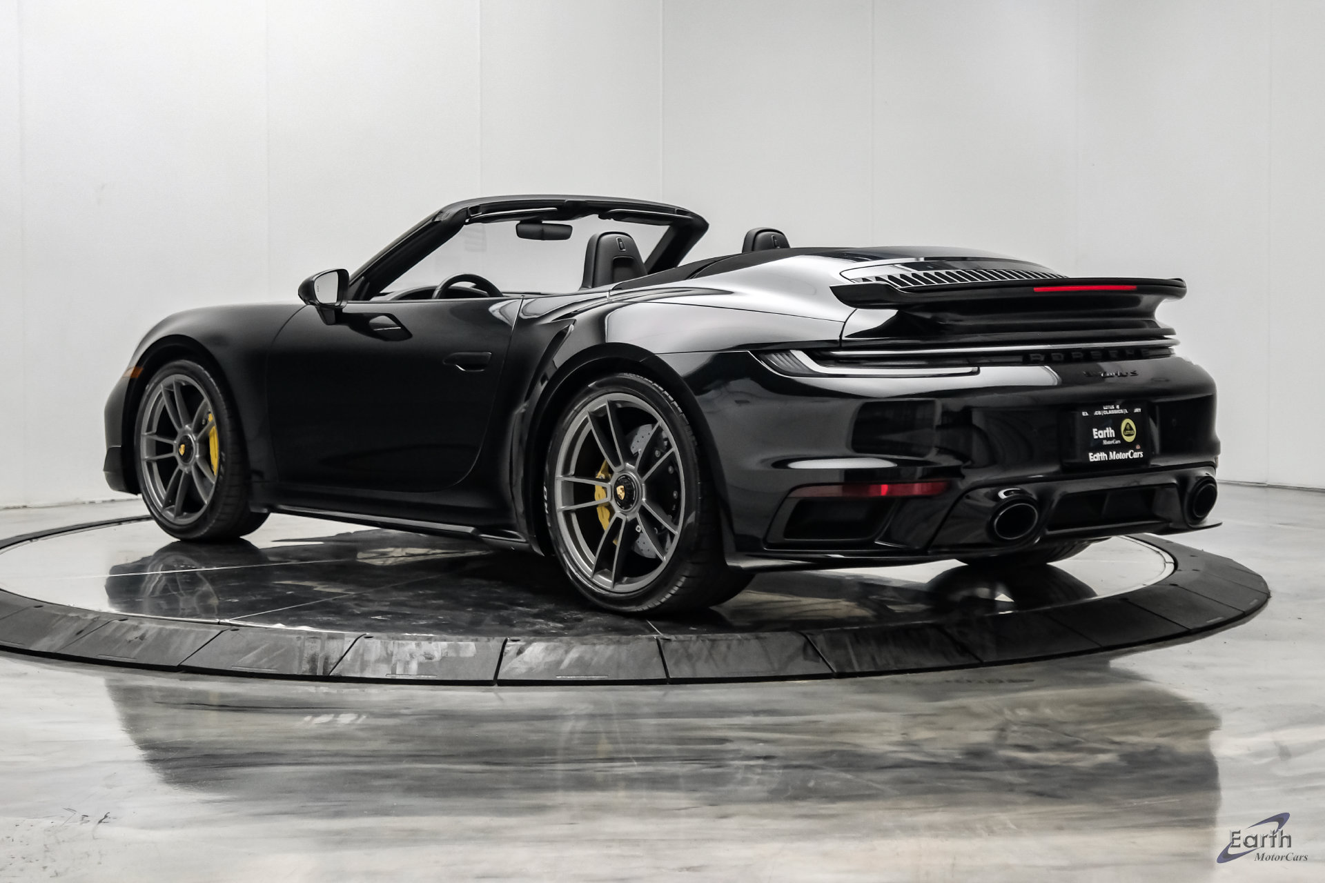 Used 2025 Porsche 911 Turbo S w/ Exterior Sport Package AWD/4WD image 12