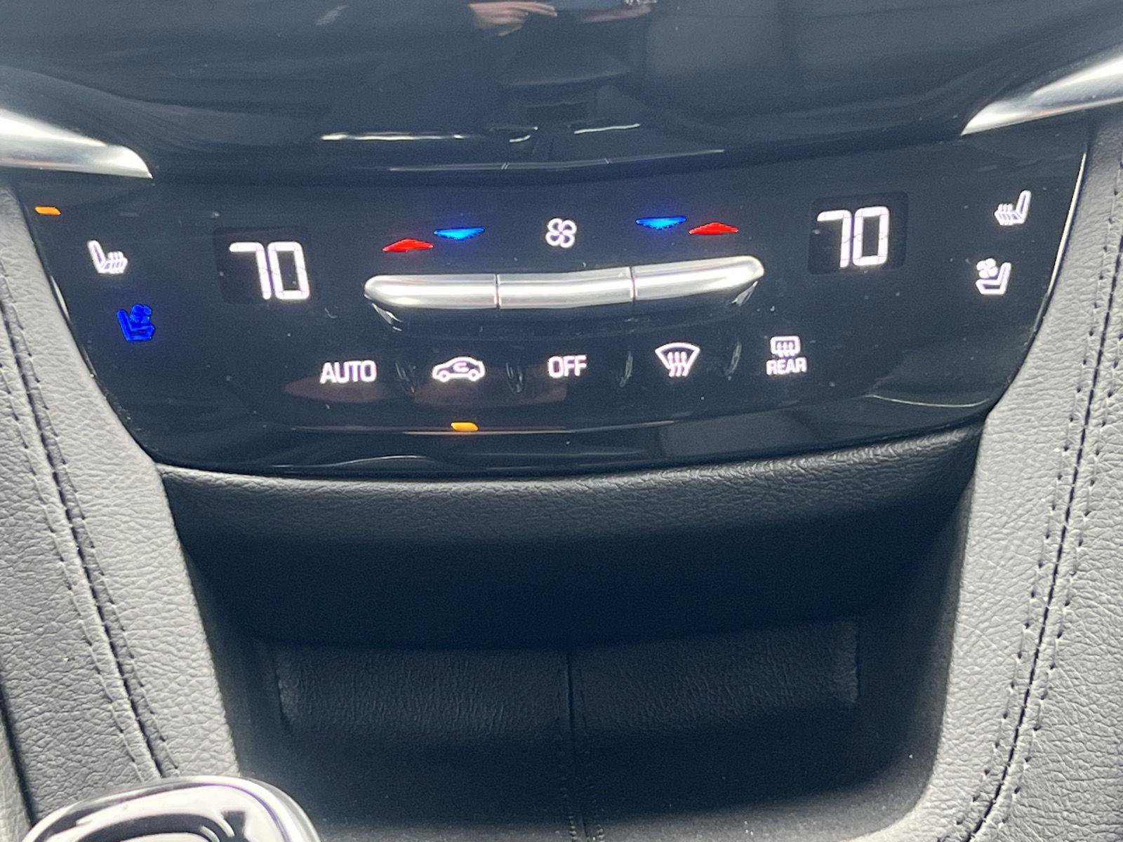 Used 2025 Cadillac XT6 Sport w/ Platinum Package AWD/4WD image 30