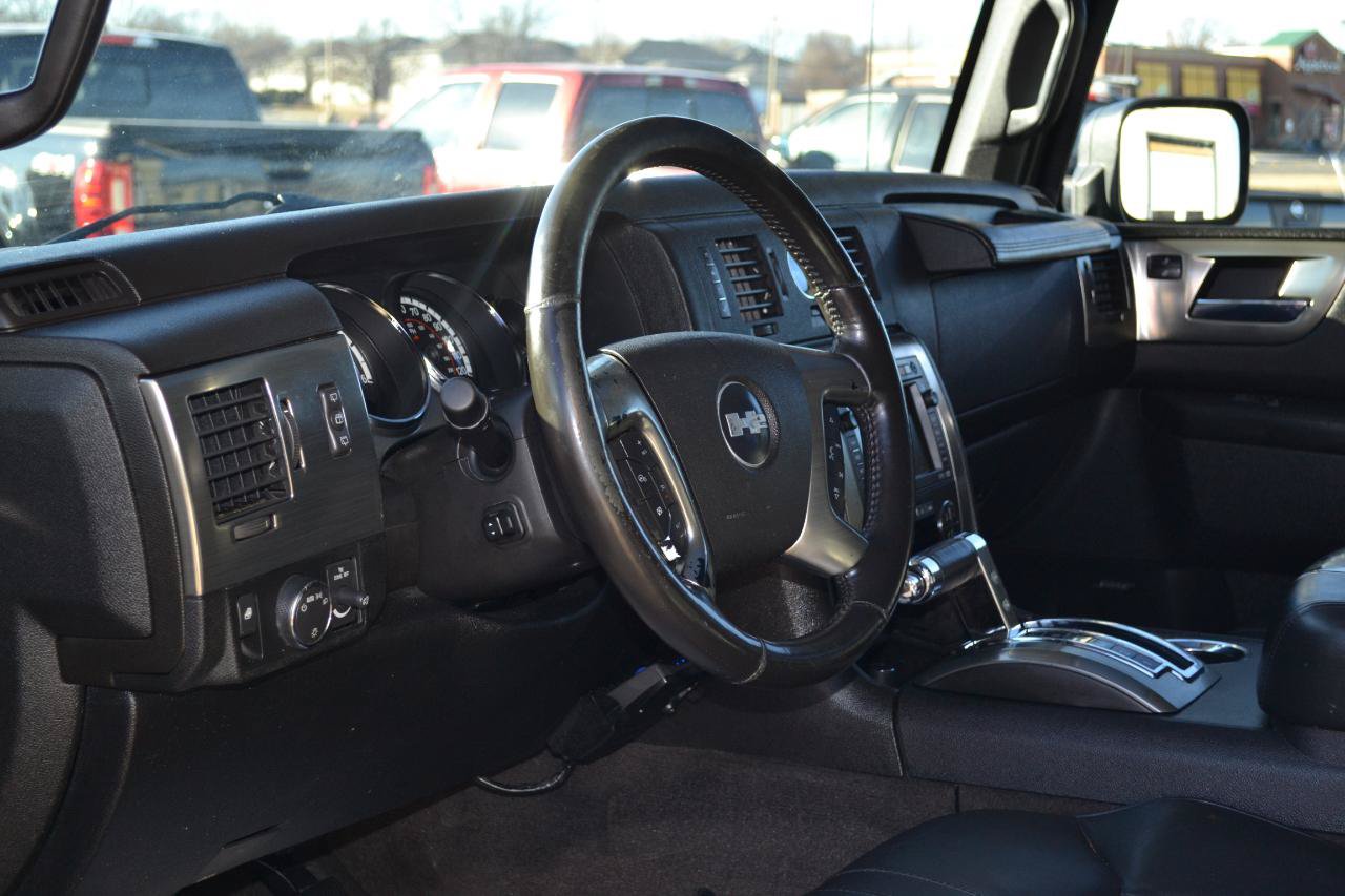 Used 2009 HUMMER H2 Luxury AWD/4WD image 13