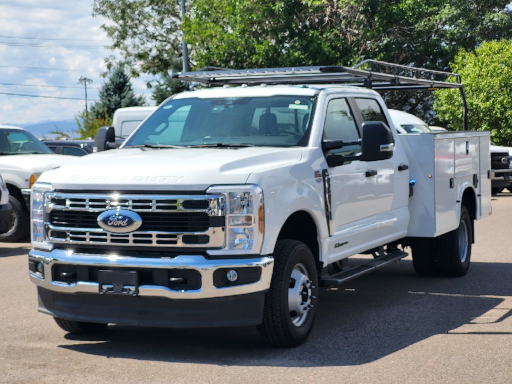 New 2026 Ford F350 XL w/ XL Chrome Package AWD/4WD image 3