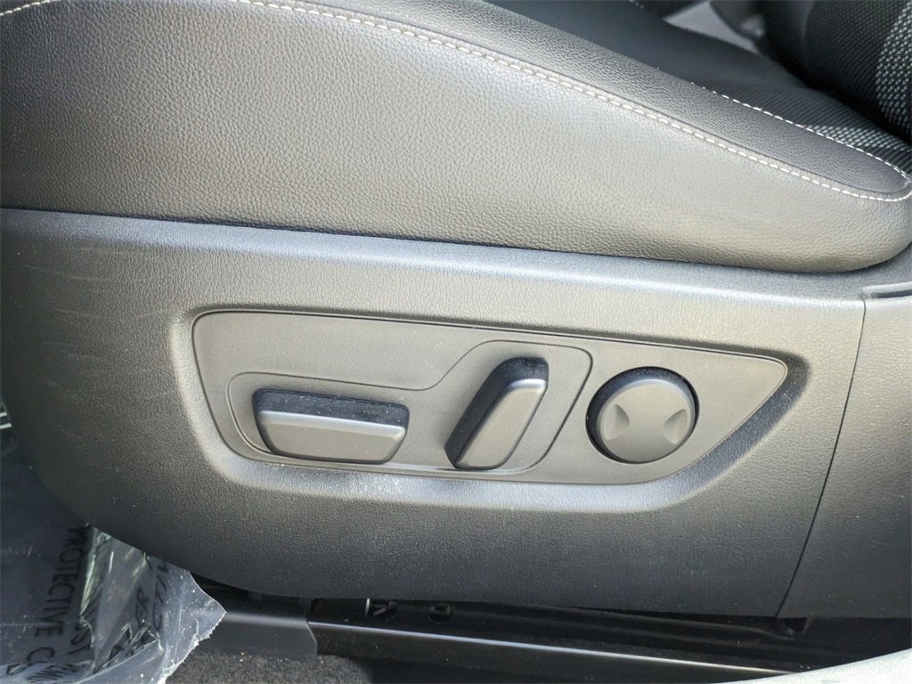 Used 2024 MAZDA CX-50 AWD 2.5 S w/ Premium Package image 14