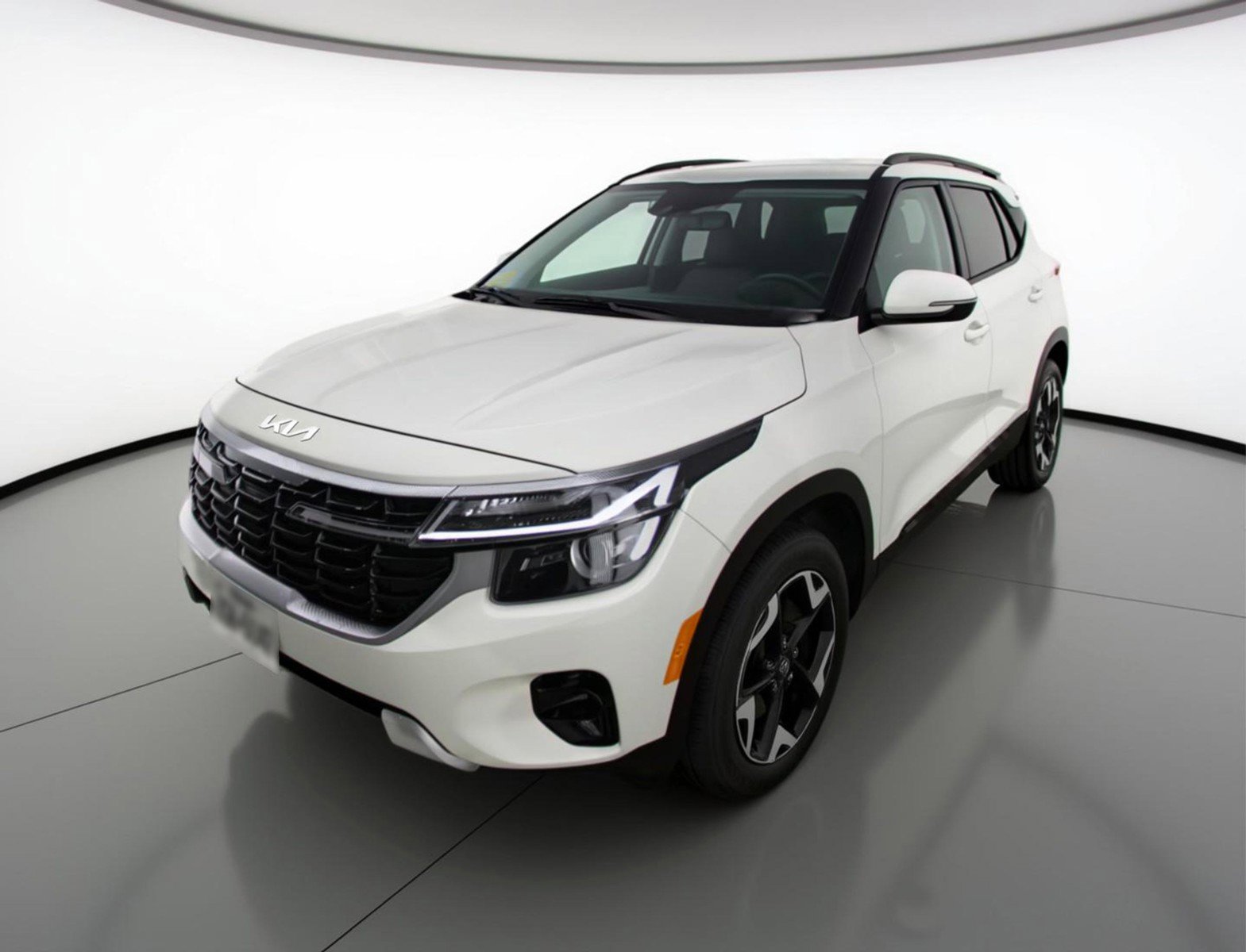 Used 2025 Kia Seltos S image 3