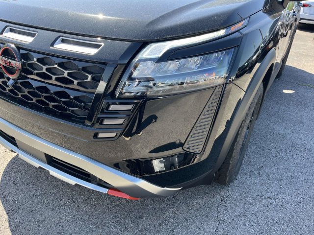 New 2026 Nissan Pathfinder Rock Creek AWD/4WD image 9