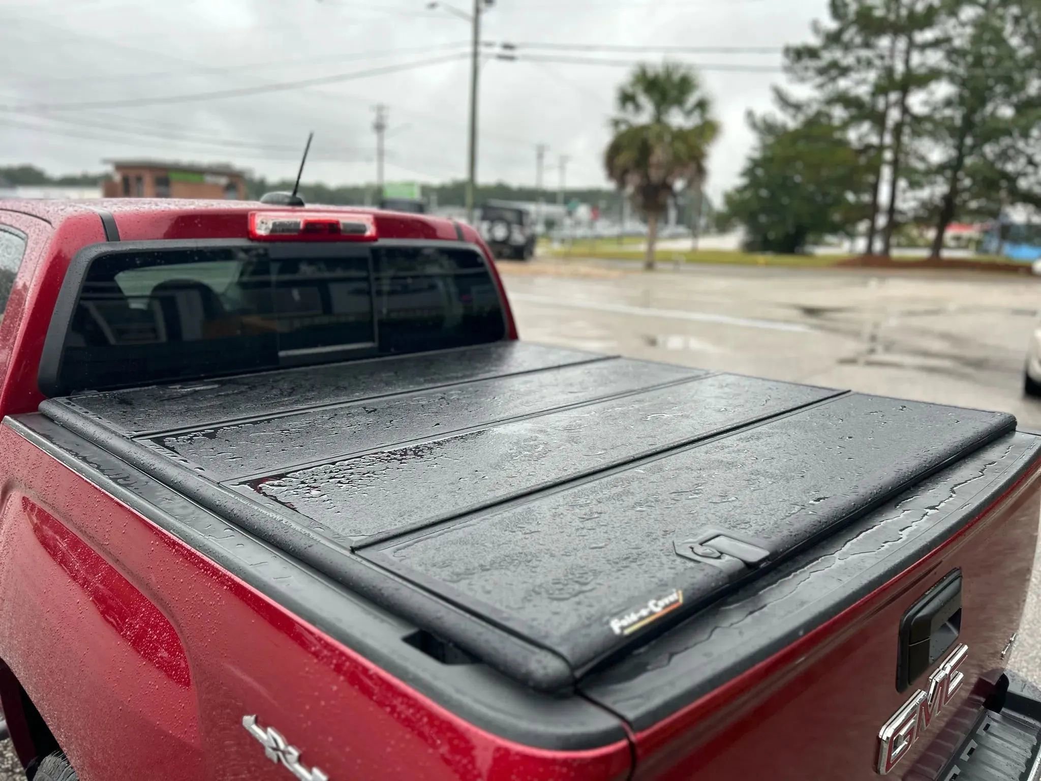 Used 2018 GMC Canyon SLE w/ SLE Convenience Package image 11