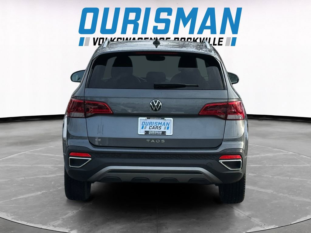 Used 2024 Volkswagen Taos SE image 5