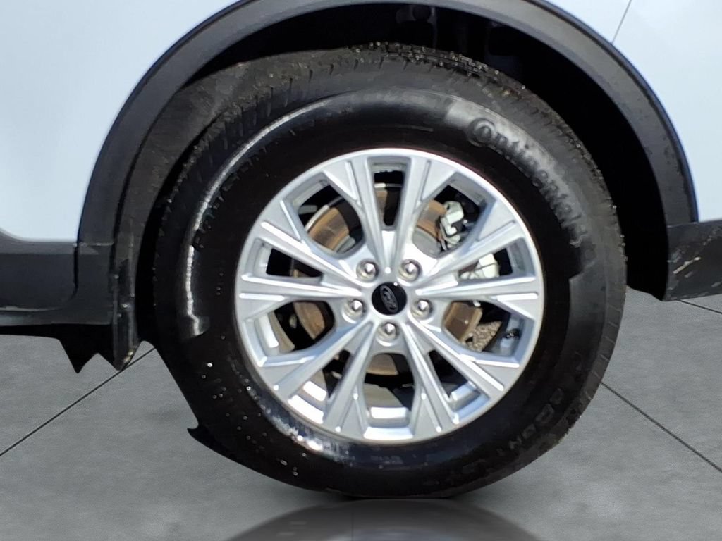 New 2025 Ford Escape Active w/ Tech Pack #1 AWD/4WD image 4