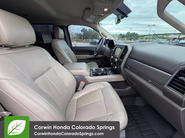Used 2018 Ford Expedition Max XLT w/ Equipment Group 202A AWD/4WD image 35