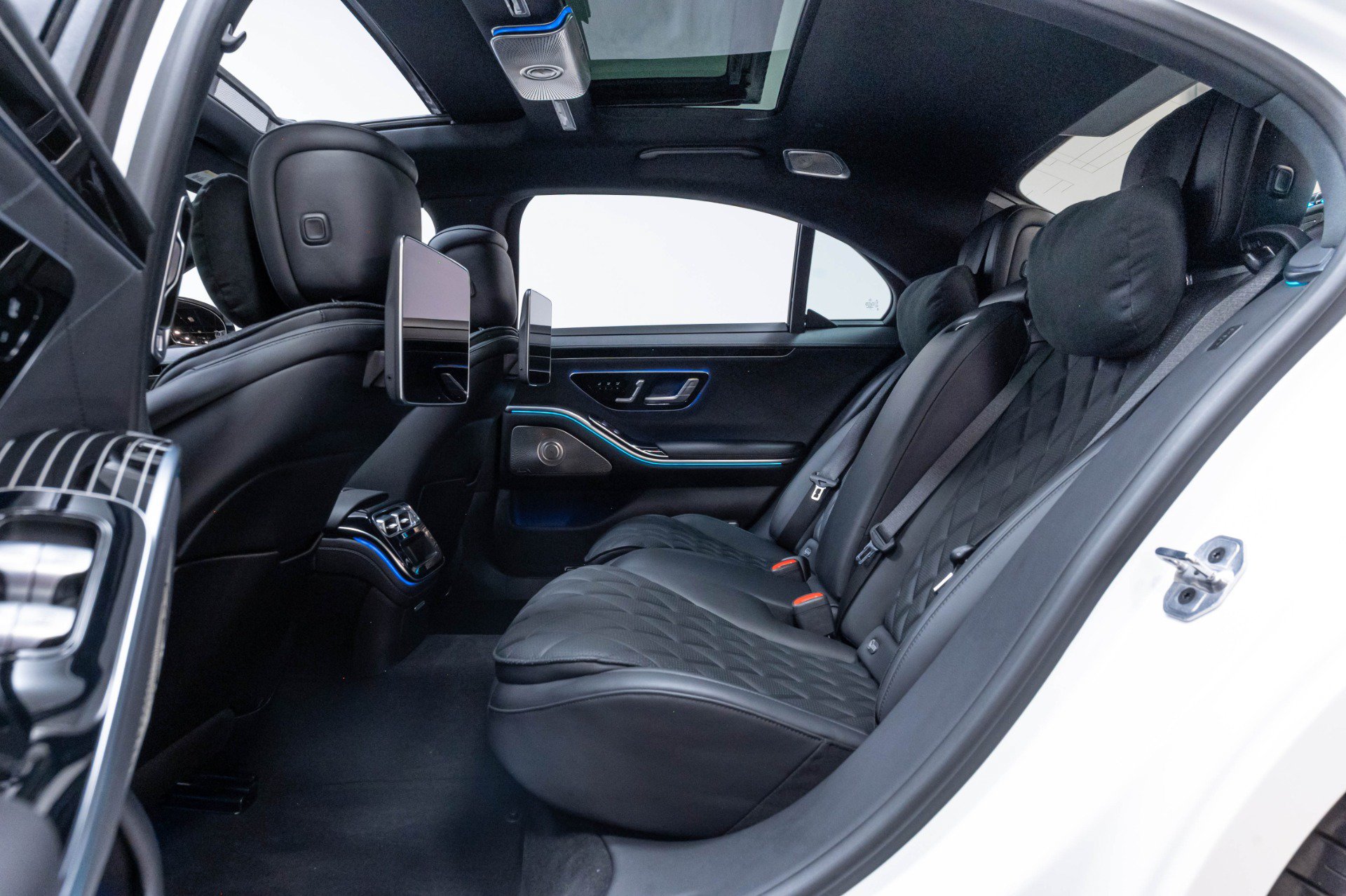 Used 2024 Mercedes-Benz S 580 4MATIC Sedan image 19