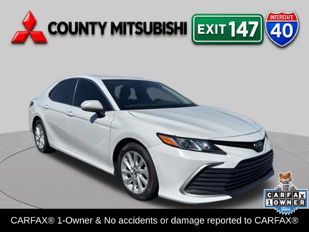 Used 2023 Toyota Camry LE FWD image 1