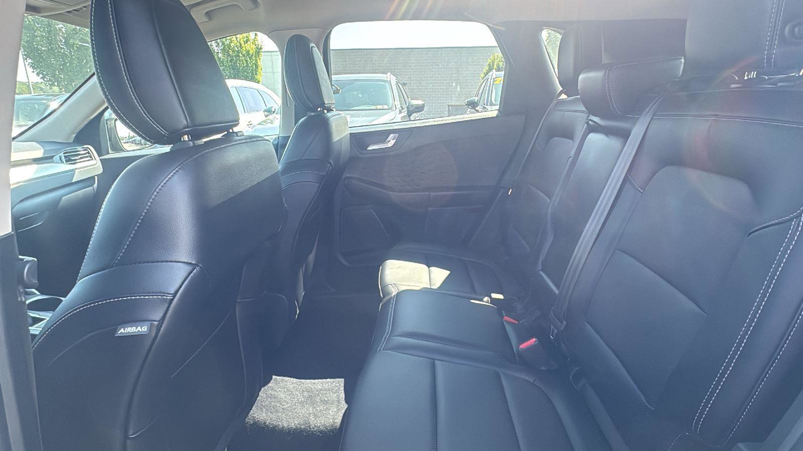 Used 2020 Ford Escape SEL image 11