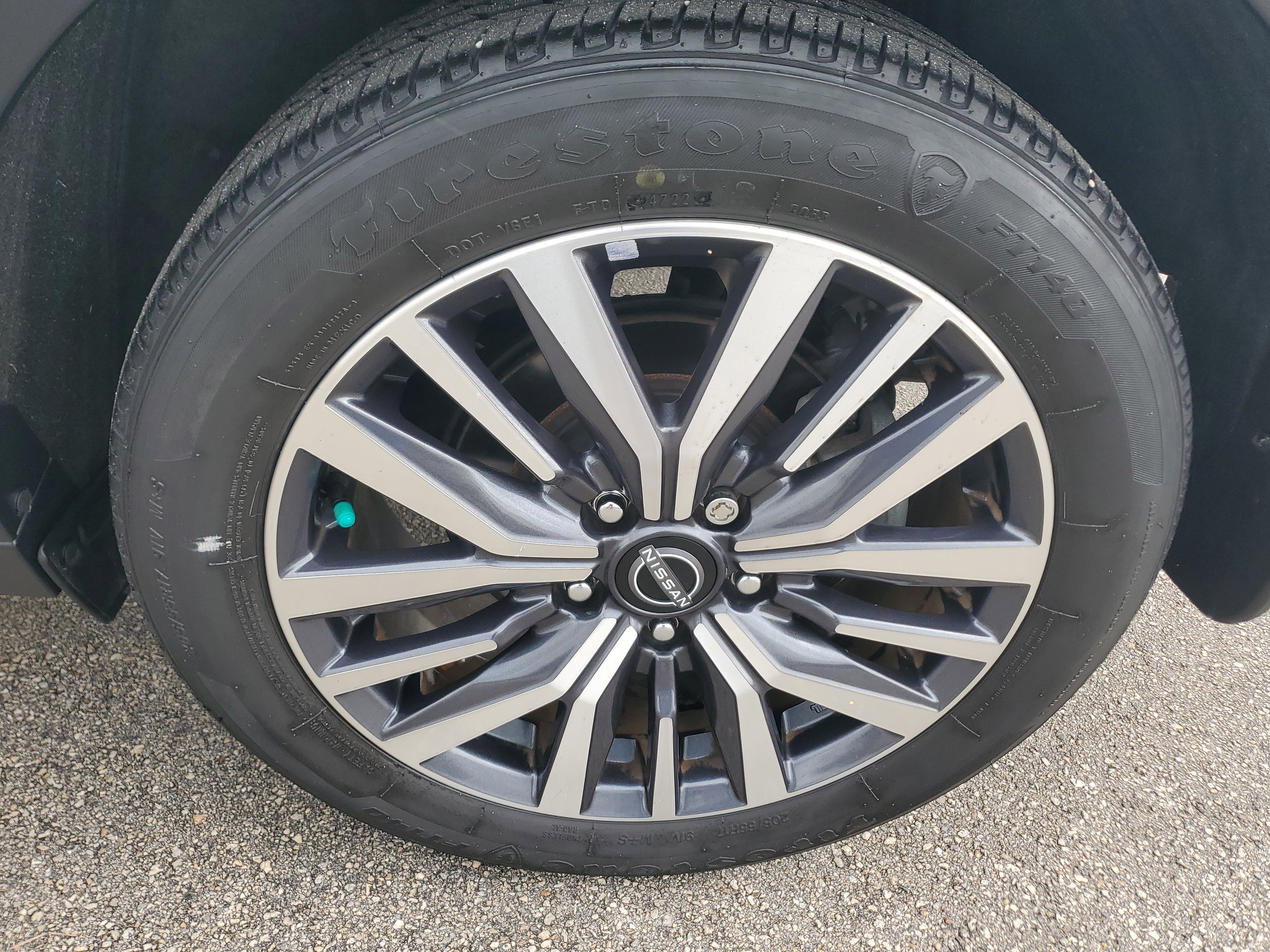 Used 2023 Nissan Kicks SV image 29