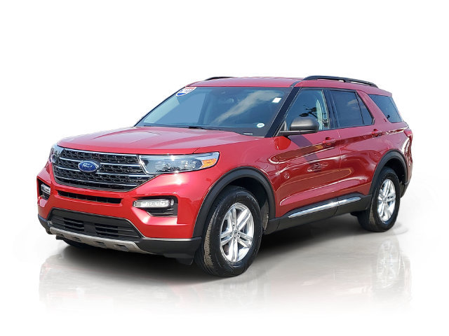 Certified 2023 Ford Explorer XLT w/ Equipment Group 202A AWD/4WD image 2
