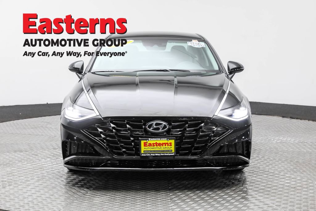 Used 2023 Hyundai Sonata SEL FWD image 2