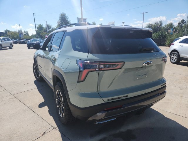 Used 2026 Chevrolet Equinox ACTIV w/ Convenience Package III AWD/4WD image 10