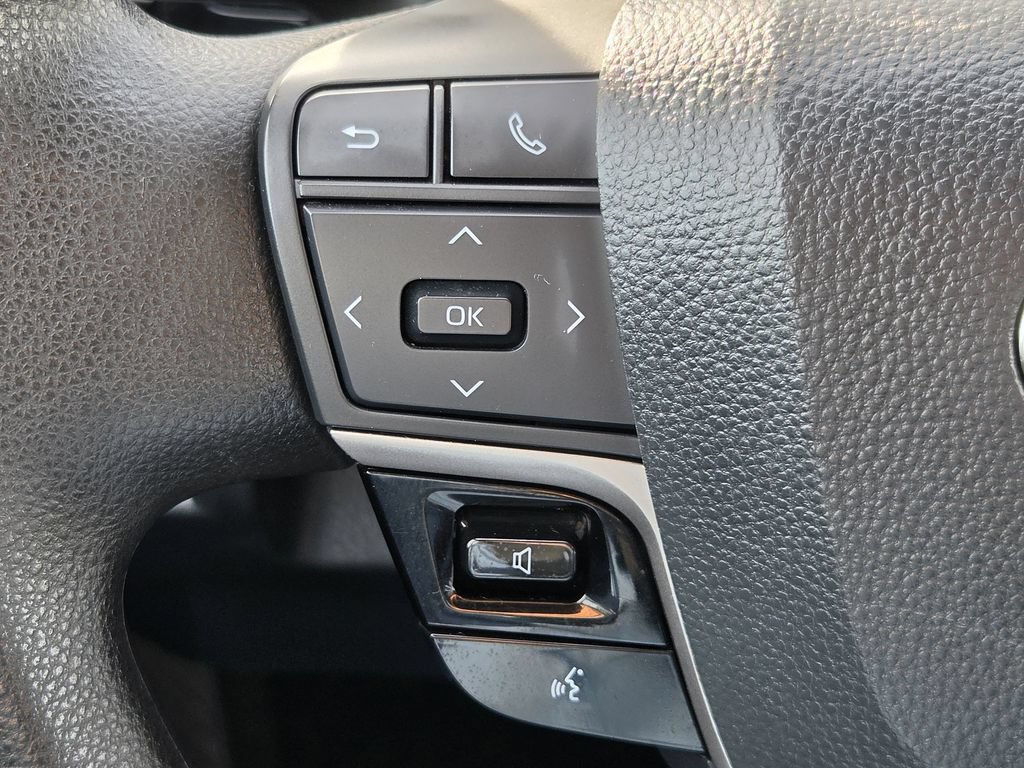 Used 2025 Toyota Camry LE FWD image 24