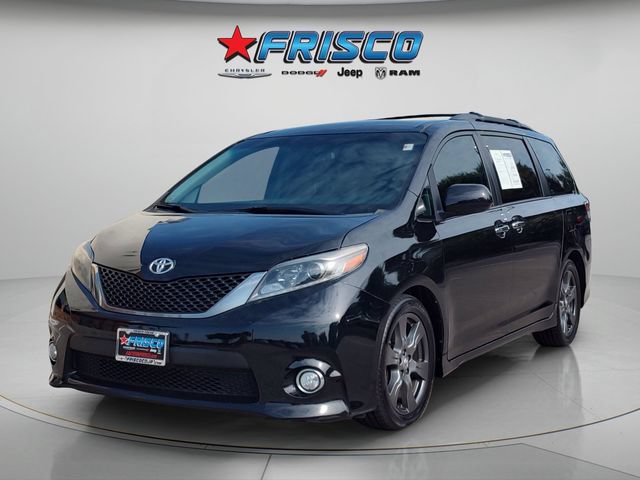 Used 2017 Toyota Sienna SE FWD image 3