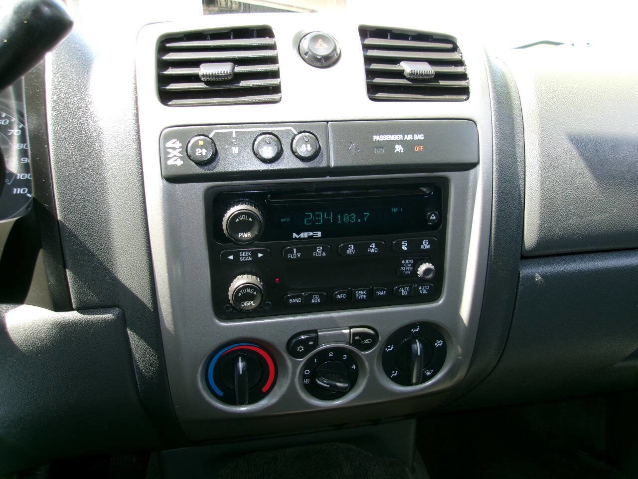 Used 2006 Chevrolet Colorado LT w/ Power Convenience Package AWD/4WD image 16