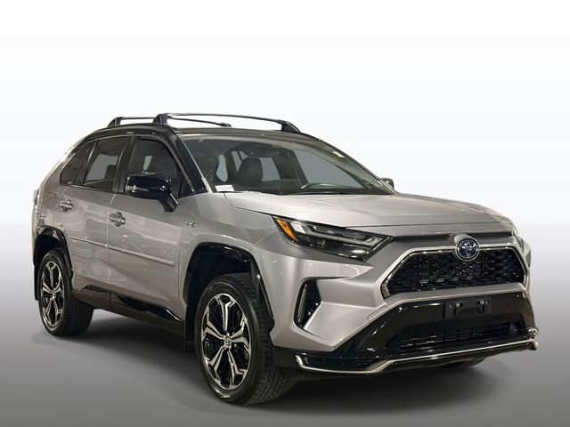 Used 2023 Toyota RAV4 XSE w/ Weather Package image 9