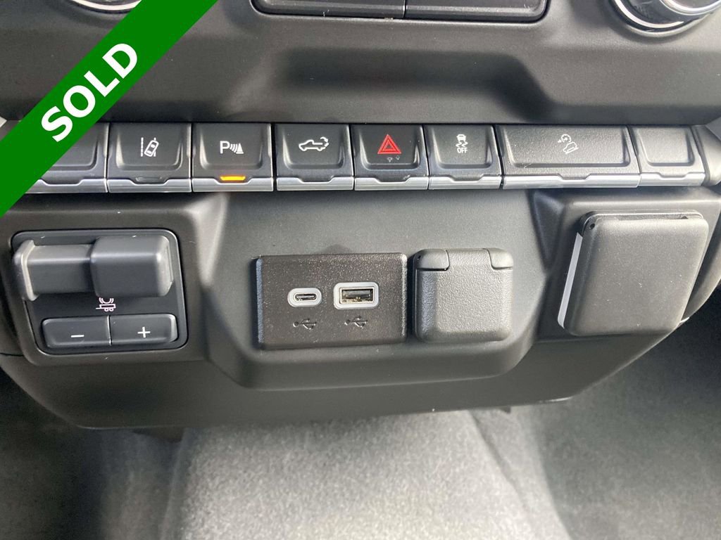 Used 2024 Chevrolet Silverado 2500 Custom w/ Custom Value Package image 20