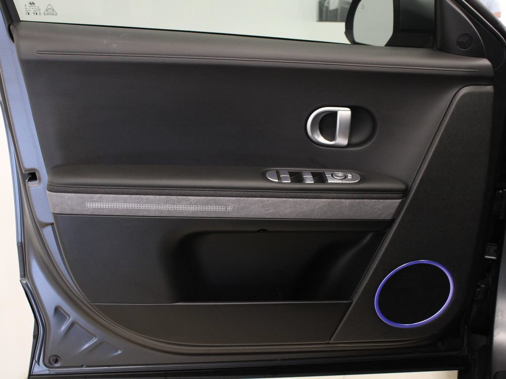 Used 2023 Hyundai Ioniq 5 SEL w/ Cargo Package AWD/4WD image 13