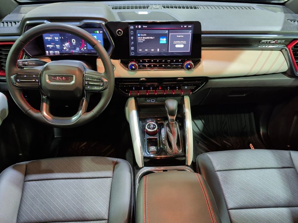 Used 2024 GMC Canyon AT4X image 17