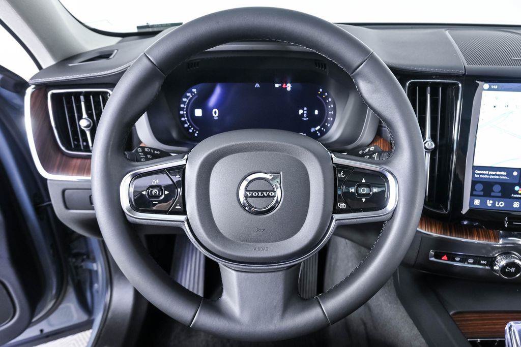 Used 2024 Volvo XC60 B5 Ultimate w/ Protection Package Premier AWD/4WD image 11