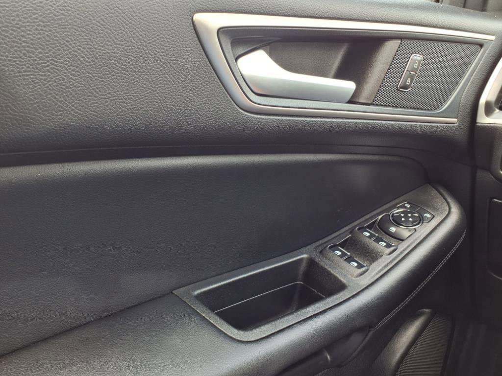 Used 2023 Ford Edge SEL w/ Convenience Package image 20