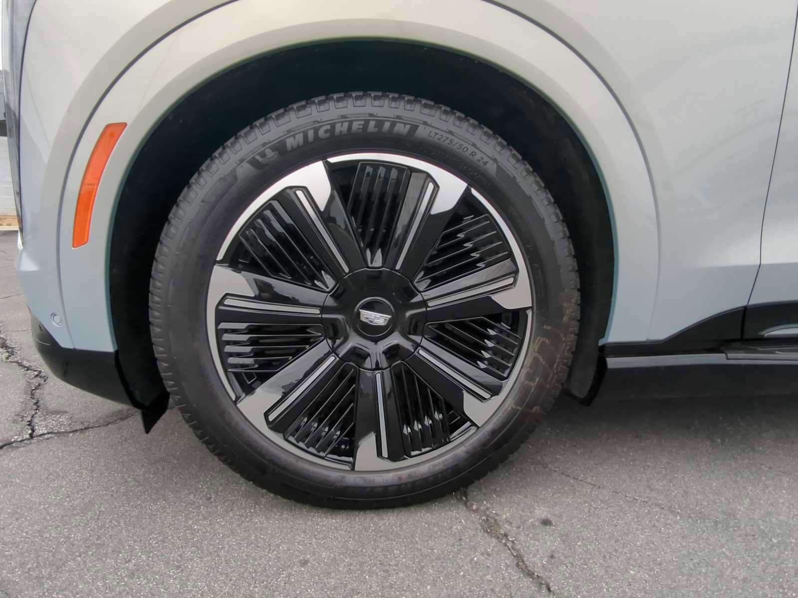 New 2025 Cadillac Escalade IQ Sport 2 image 29