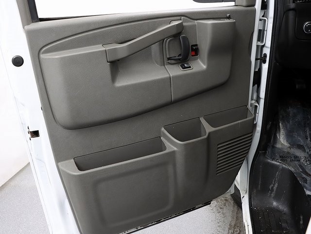 Used 2021 Chevrolet Express 2500 w/ Driver Convenience Package image 18